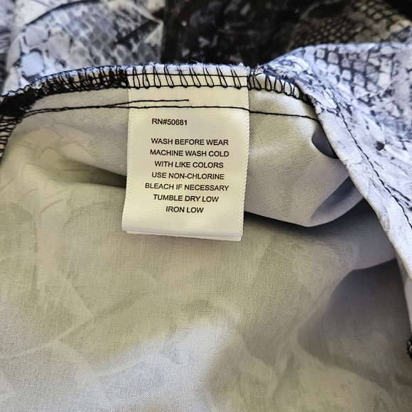 Barco scrub top - Picture 3 of 6